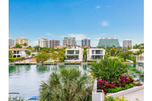 9261 E Bay Harbor Dr, Bay Harbor Islands, FL 33154, Sold 05/13/22