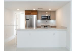 9261 E Bay Harbor Dr, Bay Harbor Islands, FL 33154, Sold 05/13/22
