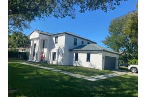 9419 NW 54th Doral Cir Ln, Doral, FL 33178, Sold 04/26/22
