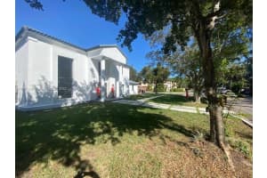 9419 NW 54th Doral Cir Ln, Doral, FL 33178, Sold 04/26/22