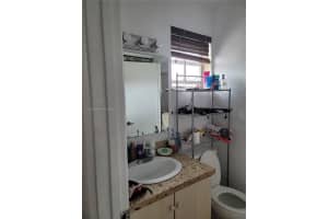 8621 SW 5th St APT 201, Pembroke Pines, FL 33025, Sold 03/25/22