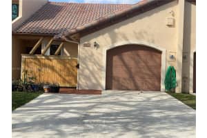 11439 SW 86th Ln, Miami, FL 33173, Sold 03/17/22