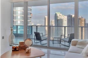 200 Biscayne Blvd Way APT 3205, Miami, FL 33131, Sold 05/06/22