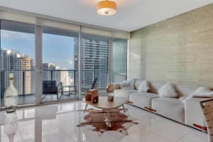 200 Biscayne Blvd Way APT 3205, Miami, FL 33131, Sold 05/06/22
