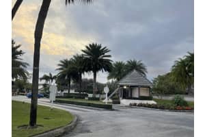 9735 NW 52nd St, Doral, FL 33178, Sold 05/31/22