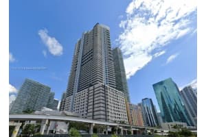 60 SW 13th St, Miami, FL 33130, Sold 05/31/22