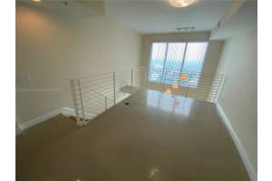 60 SW 13th St, Miami, FL 33130, Sold 05/31/22