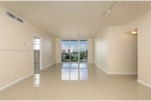 3001 S Ocean Dr, Hollywood, FL 33019, Sold 08/01/22