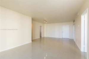 3001 S Ocean Dr, Hollywood, FL 33019, Sold 08/01/22