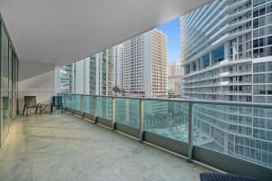 Jade at Brickell Bay, 1331 Brickell Bay Dr, Miami, FL 33131, Sold 03/11/22