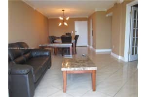 2500 NE 135th St B403, North Miami, FL 33181, Sold 04/20/22