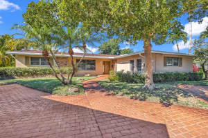 20330 NE 20th Ct, Miami, FL 33179, Sold 03/22/22