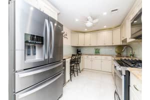 2030 S Ocean Dr APT 608, Hallandale Beach, FL 33009, Sold 06/23/22