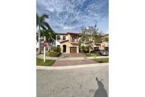 10375 NW 70th Ln, Doral, FL 33178, Sold 02/17/22