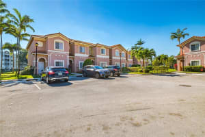 7883 Catalina Cir, Tamarac, FL 33321, Sold 02/28/22