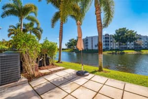 7883 Catalina Cir, Tamarac, FL 33321, Sold 02/28/22
