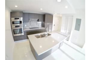 7661 NW 107th Ave, Doral, FL 33178, Sold 03/18/22