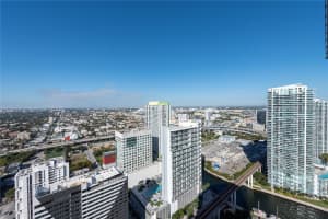 88 SW 7th St, Miami, FL 33130, Sold 06/02/22