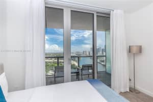2602 E Hallandale Beach Blvd r1907, Hallandale Beach, FL 33009, Sold 07/15/22