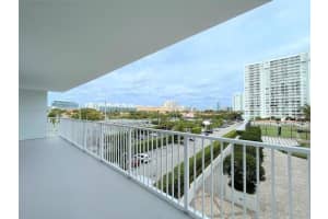 2801 NE 183rd St #402w, Aventura, FL 33160, Sold 03/15/22