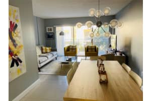 9365 Fontainebleau Blvd APT E232, Miami, FL 33172, Sold 05/06/22