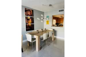 9365 Fontainebleau Blvd APT E232, Miami, FL 33172, Sold 05/06/22