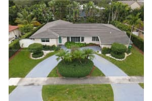 2100 NE 205th St, North Miami Beach, FL 33179, Sold 03/21/22