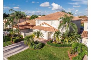 10609 NW 54th St, Doral, FL 33178, Sold 08/12/22