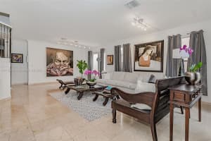 10609 NW 54th St, Doral, FL 33178, Sold 08/12/22