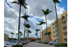 7010 NW 186th St Apt 5-309, Hialeah, FL 33015, Sold 05/04/22