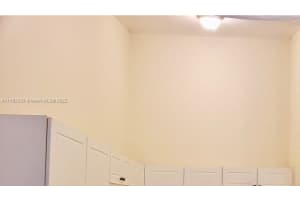 215 SE 3rd Ave, Hallandale Beach, FL 33009, Sold 04/21/22