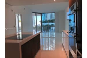 851 NE 1st Ave, Miami, FL 33132, Sold 07/01/22