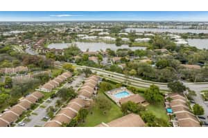 2720 S Oakland Forest Dr, Oakland Park, FL 33309, Sold 08/31/22