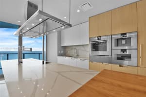15701 Collins Ave Suite 4401, Sunny Isles Beach, FL 33160, Sold 03/11/22
