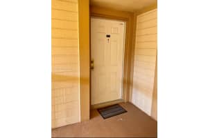 18725 NW 62nd Ave, Hialeah, FL 33015, Sold 05/18/22