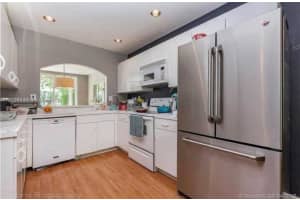 10956 NW 63rd St, Doral, FL 33178, Sold 04/26/22