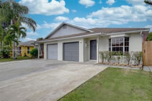 5724 Boynton Cove Way, Boynton Beach, FL 33437, Sold 03/09/22