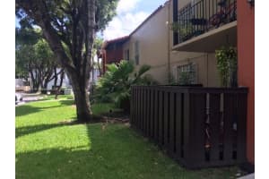 10738 N Kendall Dr APT K17, Miami, FL 33176, Sold 04/15/22