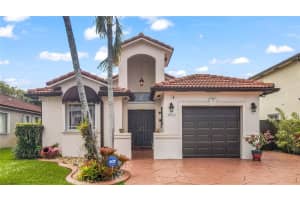 7972 NW 186th Terrace, Hialeah, FL 33015, Sold 02/24/22