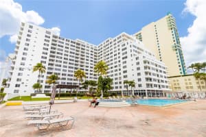 5005 Collins Ave APT 323, Miami Beach, FL 33140, Sold 06/02/22