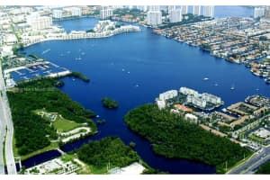 16558 NE 26th Ave #2g, North Miami Beach, FL 33160, Sold 04/01/22