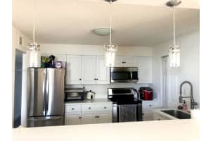 16558 NE 26th Ave #2g, North Miami Beach, FL 33160, Sold 04/01/22