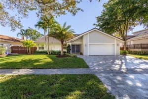 2644 NW 41st St, Boca Raton, FL 33434, Sold 02/25/22