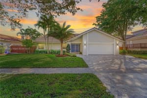 2644 NW 41st St, Boca Raton, FL 33434, Sold 02/25/22