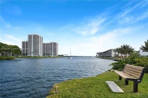 1036 US-1, North Palm Beach, FL 33408, Sold 03/04/22