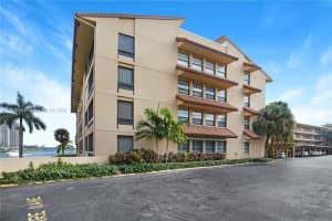 1036 US-1, North Palm Beach, FL 33408, Sold 03/04/22
