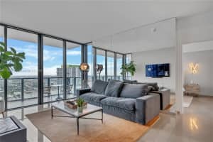88 SW 7th St, Miami, FL 33130, Sold 03/23/22