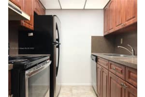 9394 SW 77th Ave APT F8, Miami, FL 33156, Sold 03/22/22