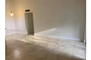 18965 NW 62nd Ave, Hialeah, FL 33015, Sold 04/29/22