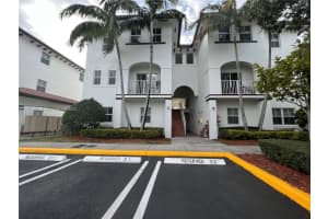 8960 NW 97th Ave Apt 101, Medley, FL 33178, Sold 03/09/22